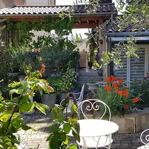 Maison D'hotes Et Roulotte